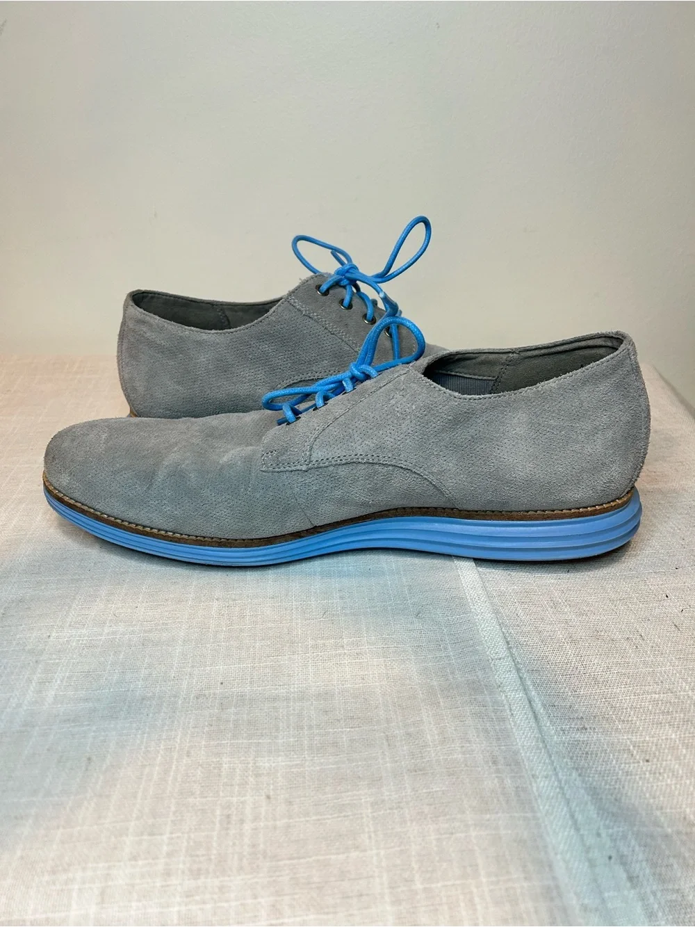 Cole Haan Grand OS Men's Gray Suede Derby Shoes with Blue Accents
